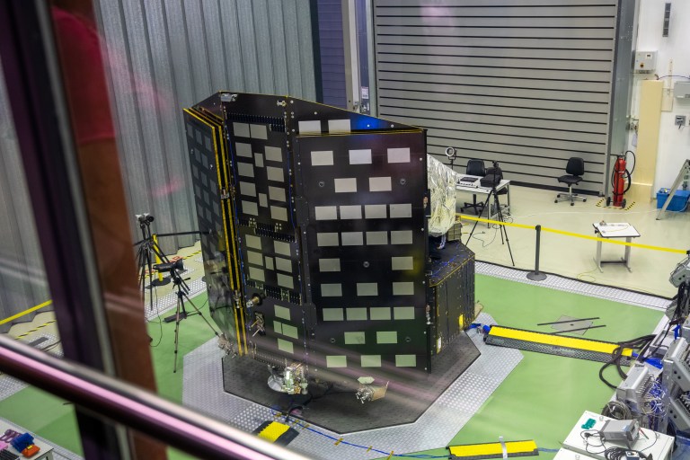 The SWT visits ESTEC during the Structural Model test campaign